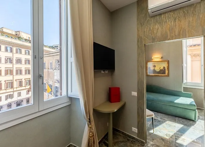 Piazza Di Spagna 51 Luxury 4*