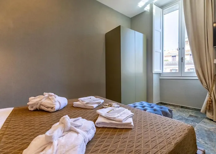 Piazza Di Spagna 51 Luxury 4*